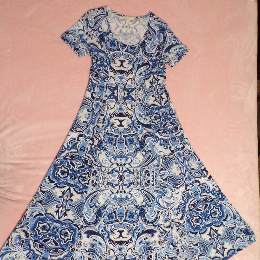 HAANI PETITE BRAND MIDI DRESS A-LINE IN MEDIUM